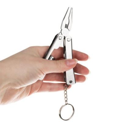 Överlevnadskit med 7 Praktiska Funktioner